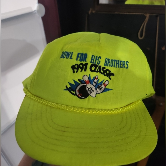Vintage Neon Green Cap with Embroidery Bowling 1980s Trucker Hat - Picture 2 of 10